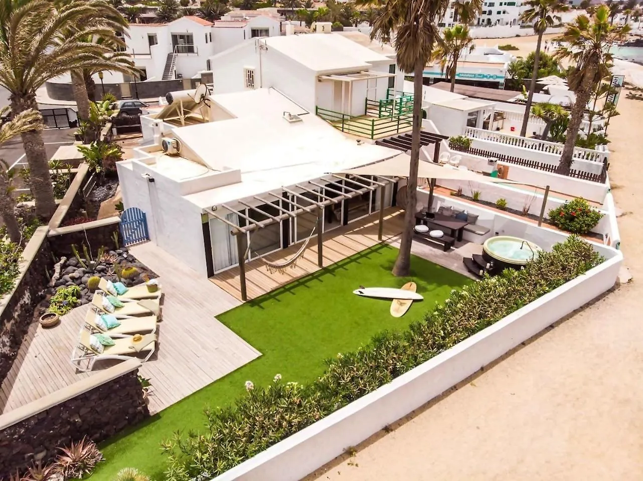 Villa Maluhia Frente Al Mar Y Jacuzzi Corralejo